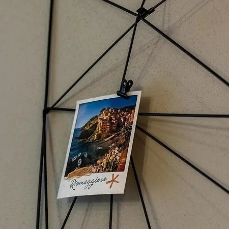 Noemi Chic And شقة فندقية لا سبيتسْيا