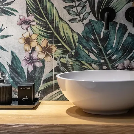 Noemi Chic And 4* لا سبيتسْيا