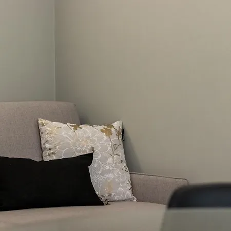 Noemi Chic And ラ・スペツィア