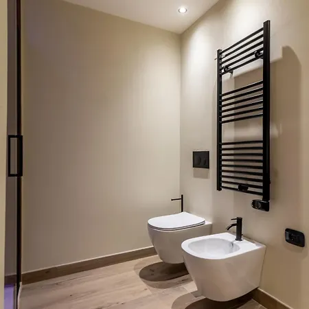 Noemi Chic And Aparthotel La Spezia