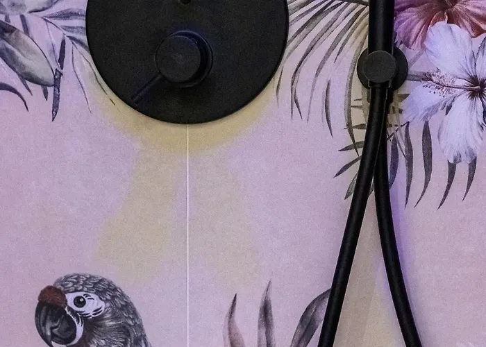 Noemi Chic And 4* ラ・スペツィア