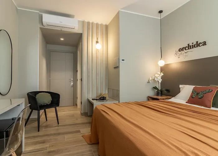 Noemi Chic And アパートホテル 4*